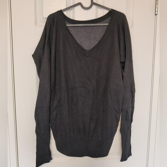 Lululemon Yin Me pullover sweater, size 10 - Picture 4 of 9